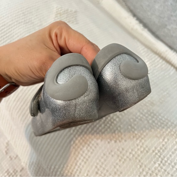 Mini Melissa Ultragirl II Silver Cat Mary Jane Flats Shoes Toddler Girls Size 9 - Picture 5 of 5